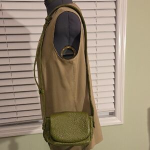 Hobo Pebbled Leather Green Textured Crossbody Bag.
